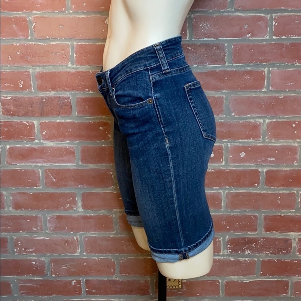 BANANA Republic Jean Shorts - Picture 2 of 6